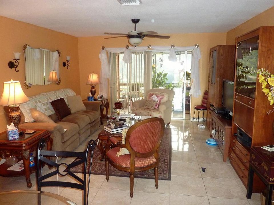 Spacious Living Area
