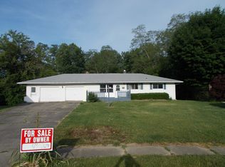 902 Rosewood Dr, Peru, IN 46970