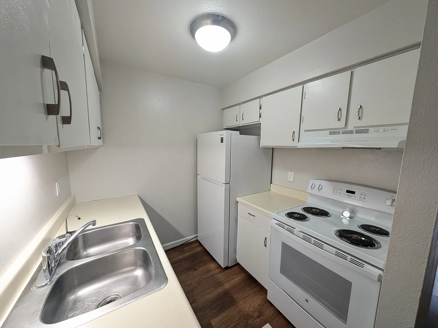 1601 Pennsylvania St NE, Apt S-03 - 1 — Photo 2