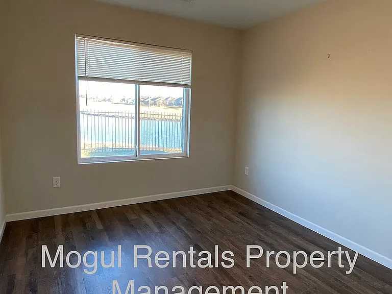 6916 N Hydraulic Ave #1 — Photo 10