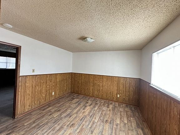 5th image of 1509-1513 Bundrant Dr #19