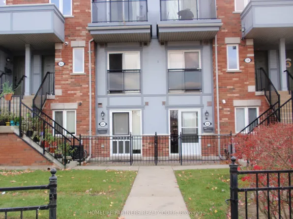 2275 Bur Oak Ave #61, Markham, ON L6E 0B8