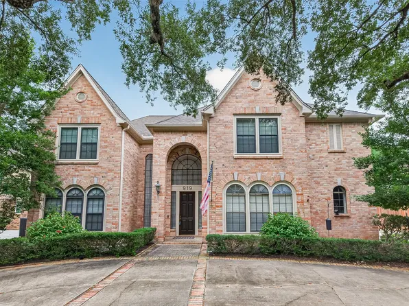 919 Ivy Parkway Dr, Houston, TX 77077
