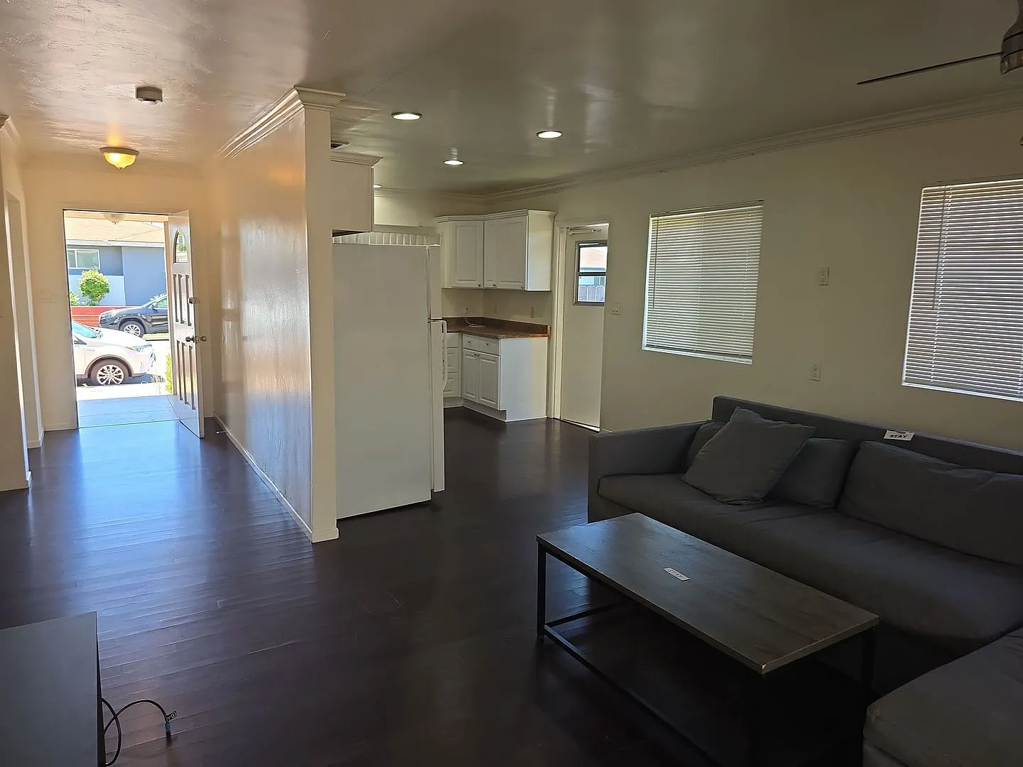 4 Bed/2 Bath on Mary Lane! Quick walk to campus! — Photo 4