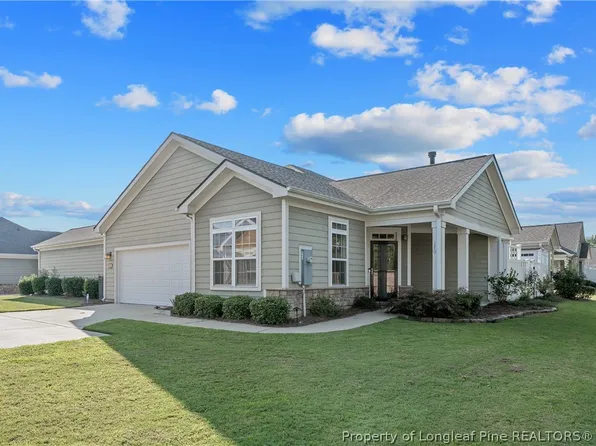 170 Nandina Ct, Fayetteville, NC 28311