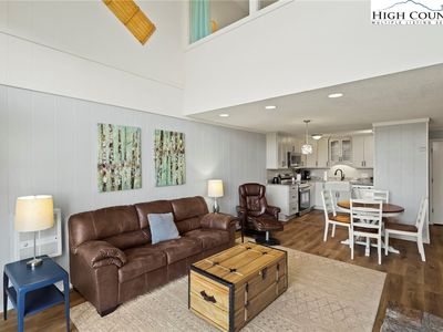 161 Skyleaf Drive UNIT E9, Sugar Mountain, NC, 28604