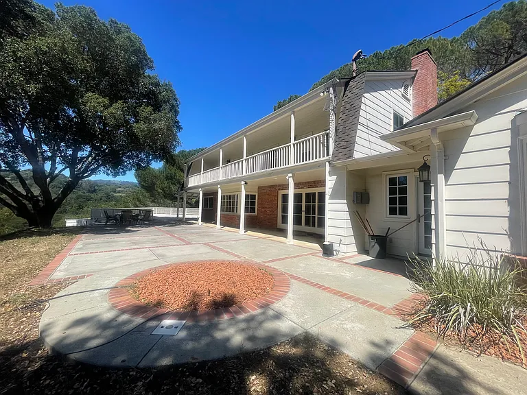 22505 Rolling Hills Rd — Photo 4