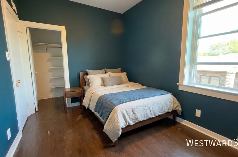 3363 S Racine Ave #3F — Photo 6