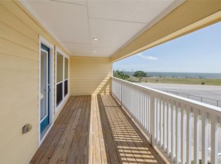 705 N Bayshore Dr, La Porte, TX 77571