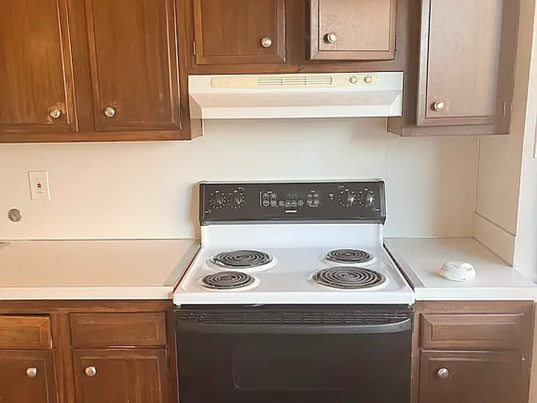 1771 NW 59th St #4 — Photo 3