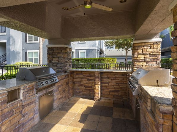 12430 Oxford Park Dr #3-327