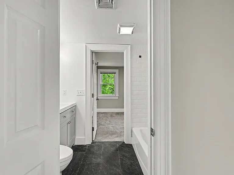 19 Spring Hill Ave #2 — Photo 9