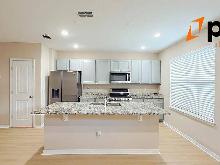 10083 Salt Point Dr — Photo 11