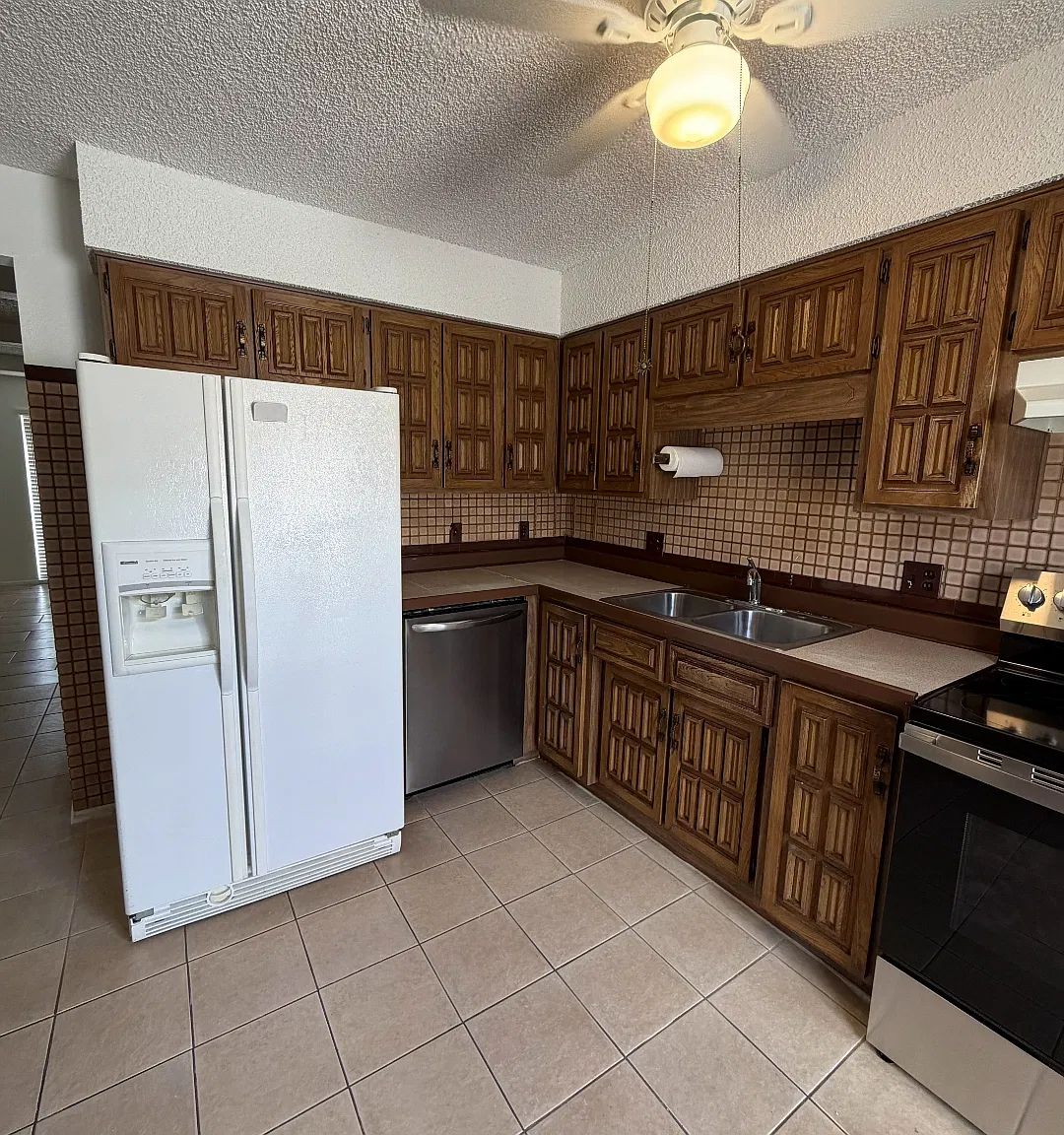 N 113th Ave, Youngtown — Photo 1