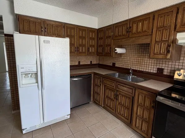 (undisclosed Address), Youngtown, AZ 85363