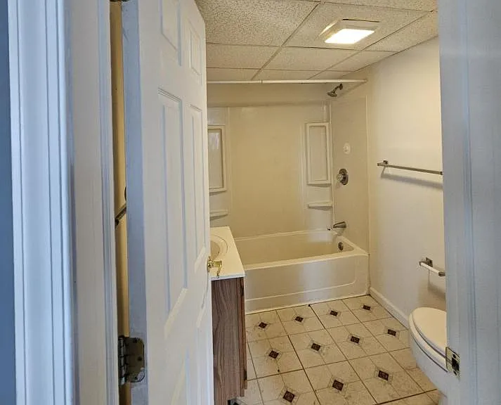 1599 N Mulberry St #4 — Photo 5