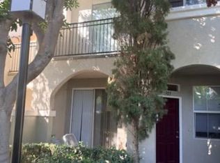 903 Maplewood, Irvine, CA 92618