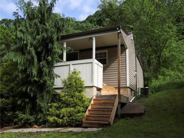 848 Bocktown Rd, Crescent, PA 15046