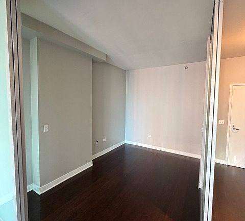 3rd image of 660 W Wayman St Unit 301