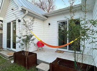 910 Gullett St #2, Austin, TX 78702