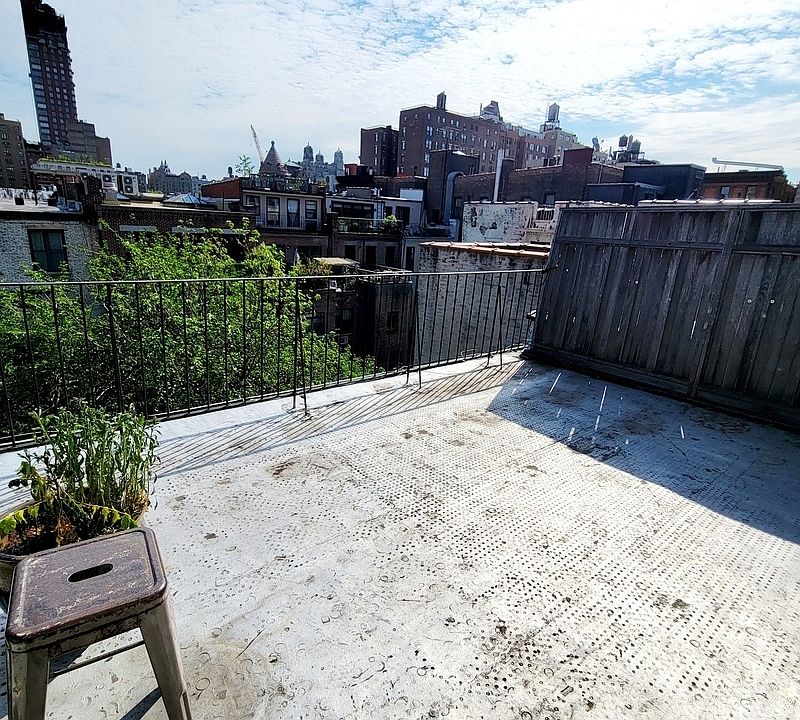 1st image of 105 W 75th St Penthouse B
