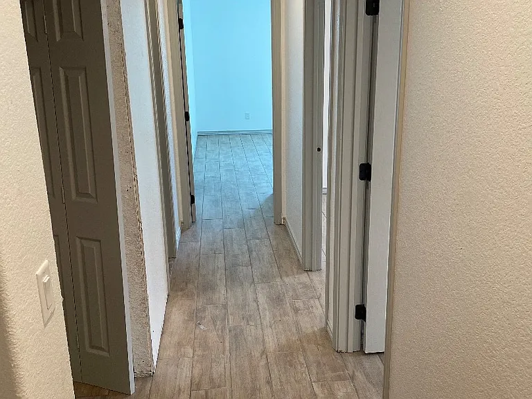 Unit Photo