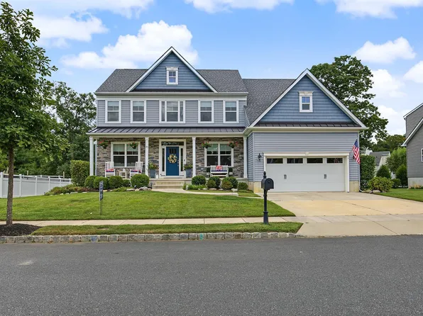 30 Monet Dr, Mays Landing, NJ 08330