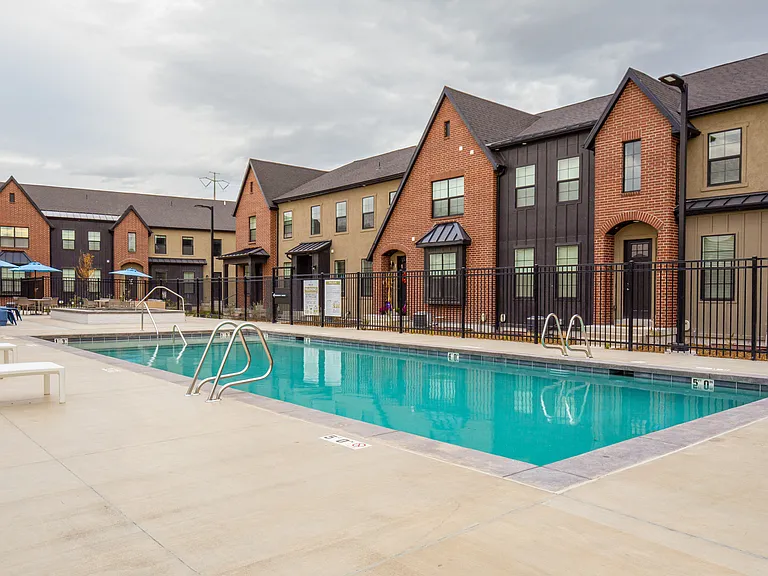 Drexler Townhomes at Holbrook — Photo 20
