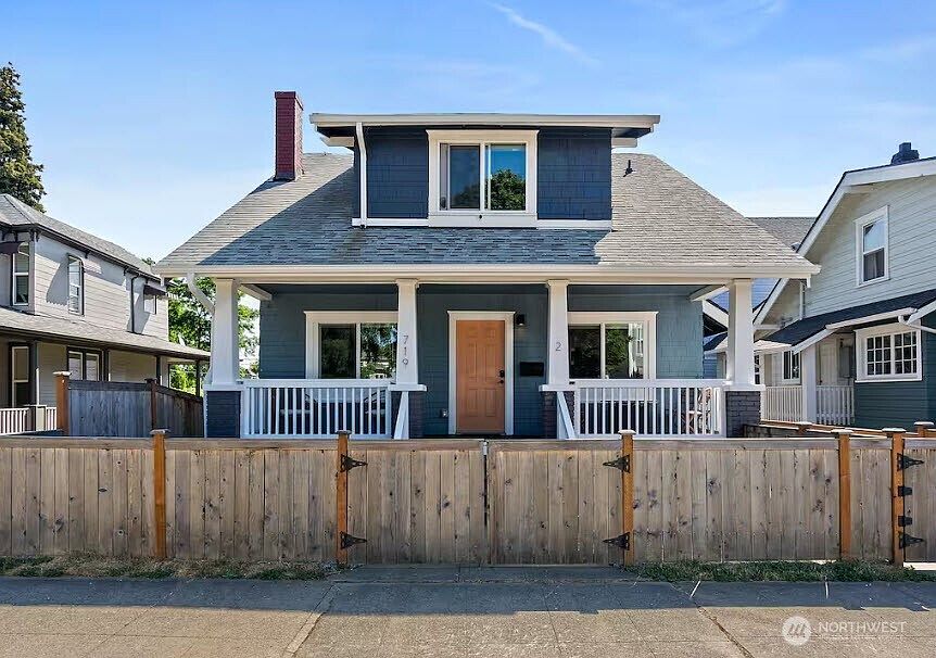 1st image of 719 S Sheridan Avenue