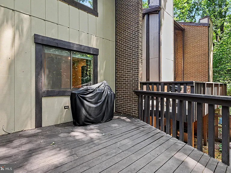 2105 Glencourse Ln — Photo 64