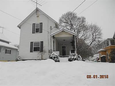 1st image of 209 E Bergey St