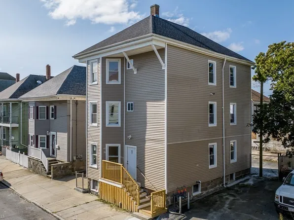 37 Ashley St, New Bedford, MA 02744
