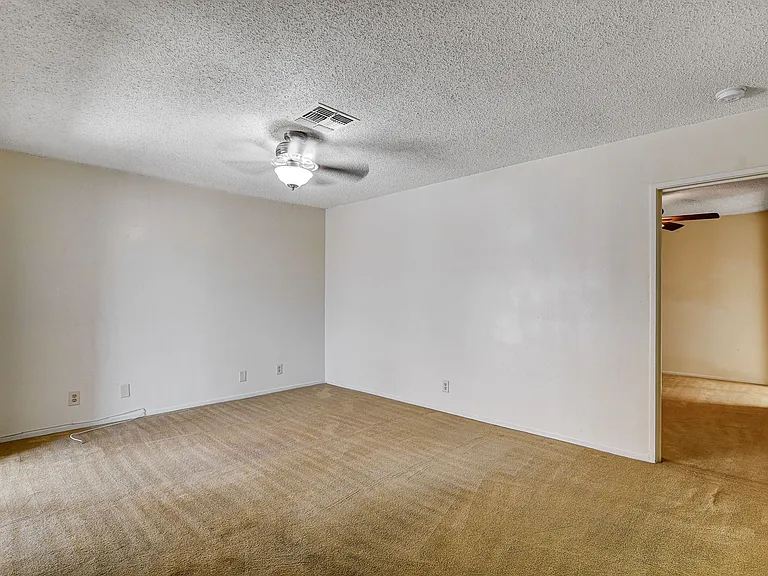 401-N-Lamb-Blvd-Apt-H_07_04282026