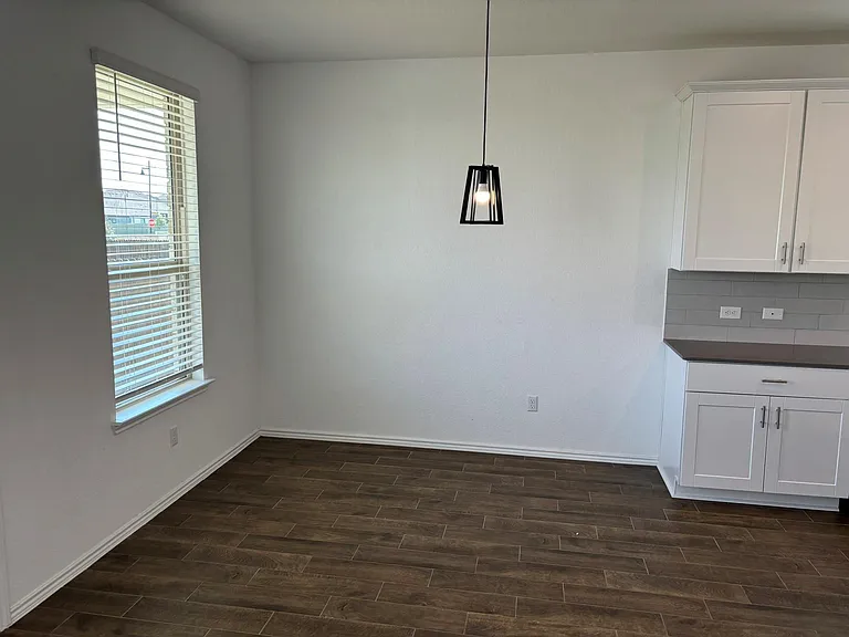 108 Bennington Dr — Photo 7
