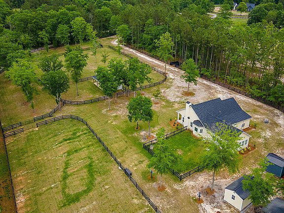 5th image of 227 Bridle Creek Trl