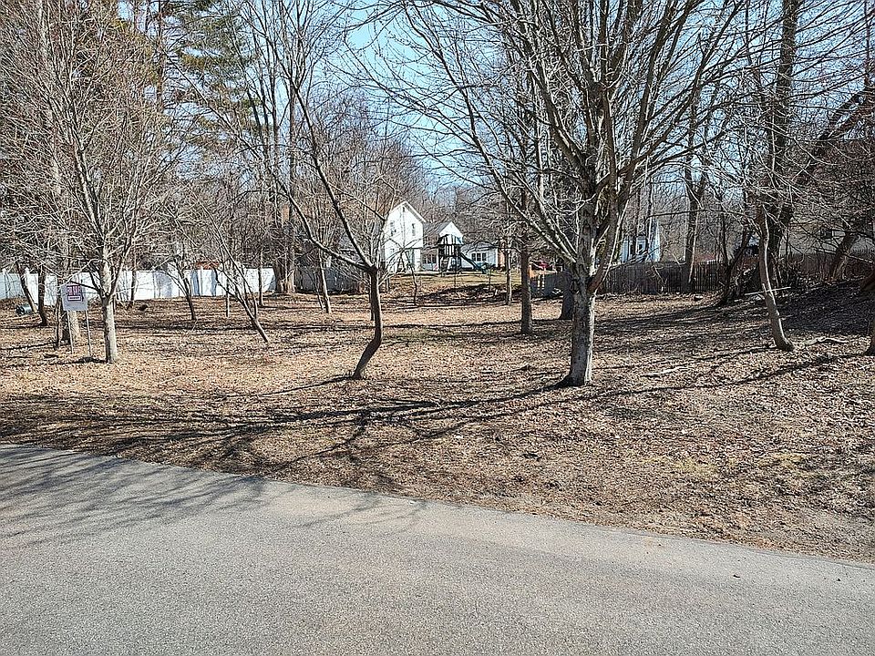 2nd image of 55 Shirley Ave