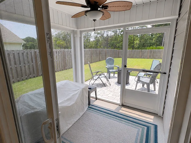 123 Cassidy Ln — Photo 5