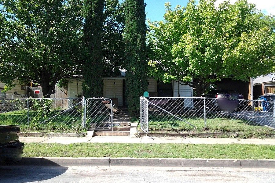 1st image of 2507 Kingston St