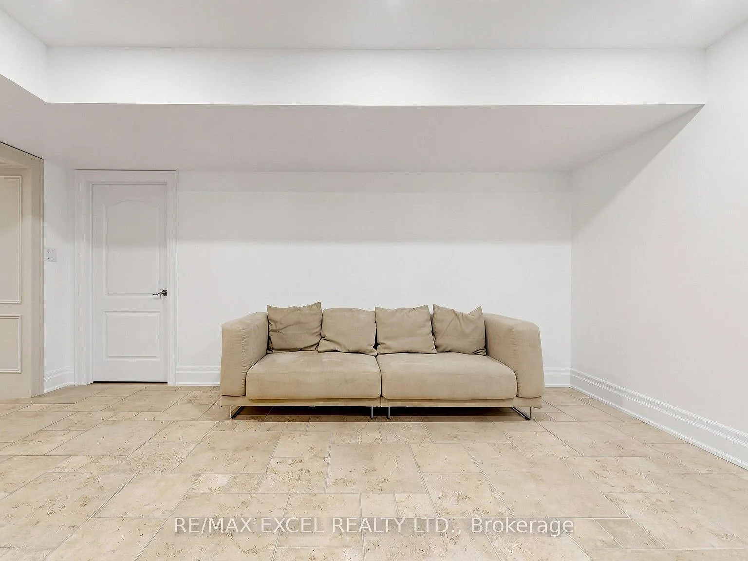 2 bed, $2,500 — Photo 4