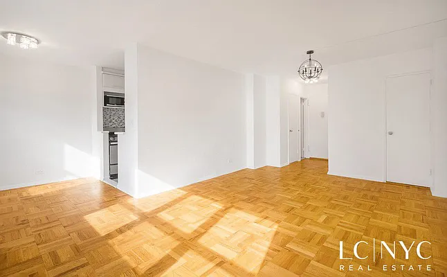 Sold by Keller Williams NYC | media 19