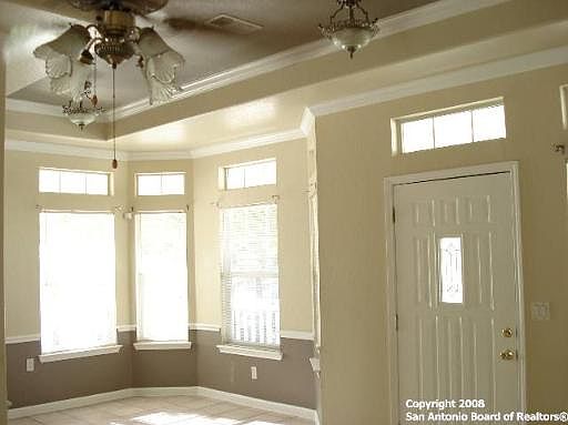 5th image of 934 SANTA ANNA ST