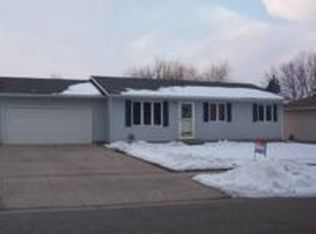 120 Oak St, Roland, IA 50236