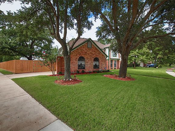 2nd image of 10303 Jockey Club Dr
