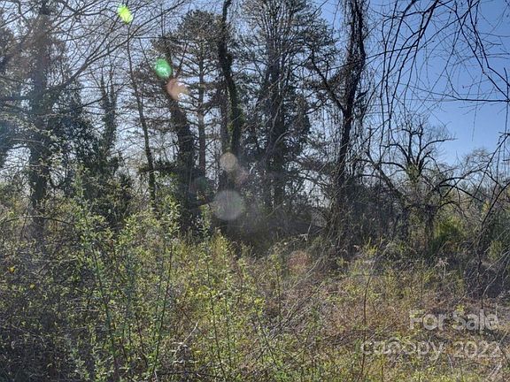 2nd image of 2620 Asheville Hwy