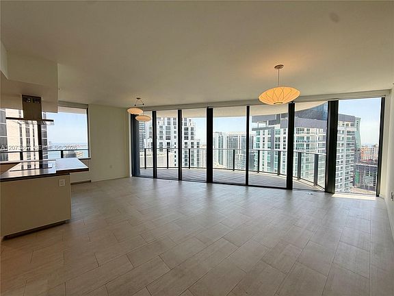3rd image of 1000 Brickell Plz #4301