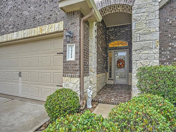 4th image of 24214 Bella Florence Dr