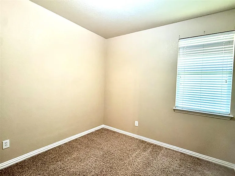 10008 Coolidge Dr — Photo 18