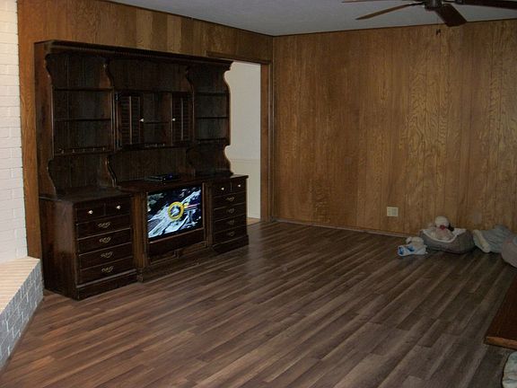 5th image of 2827 Metz Dr