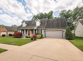 715 Brim Dr, Jeffersonville, IN 47130