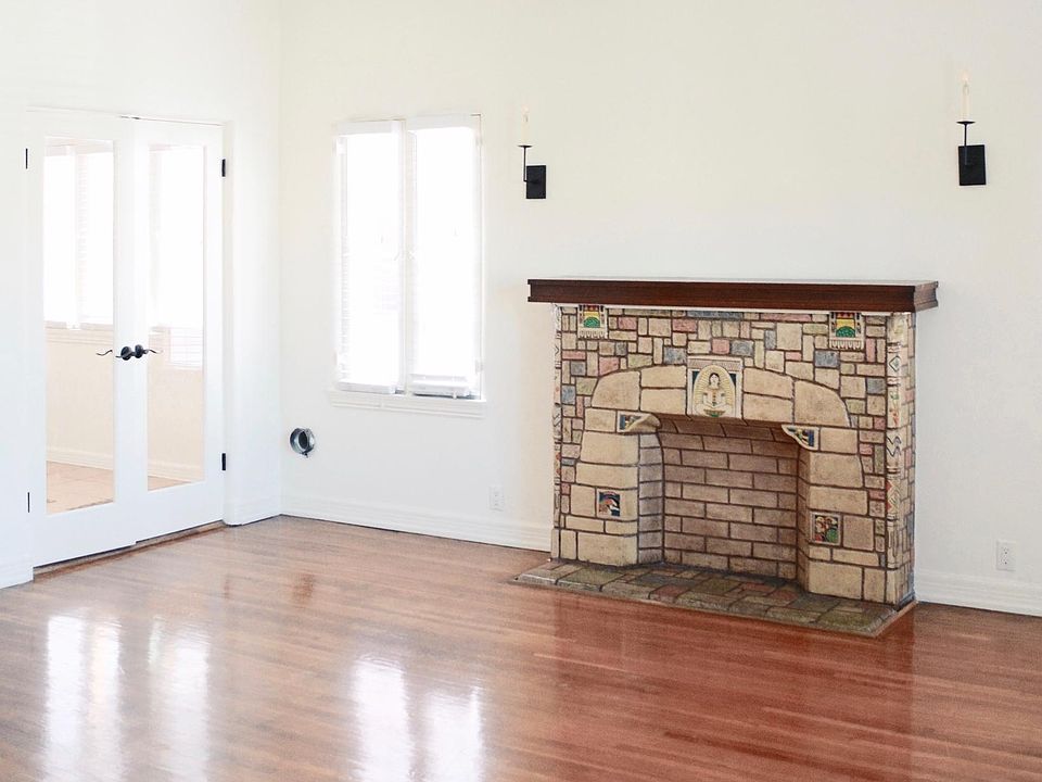 1st image of 649 S Cochran Ave #8